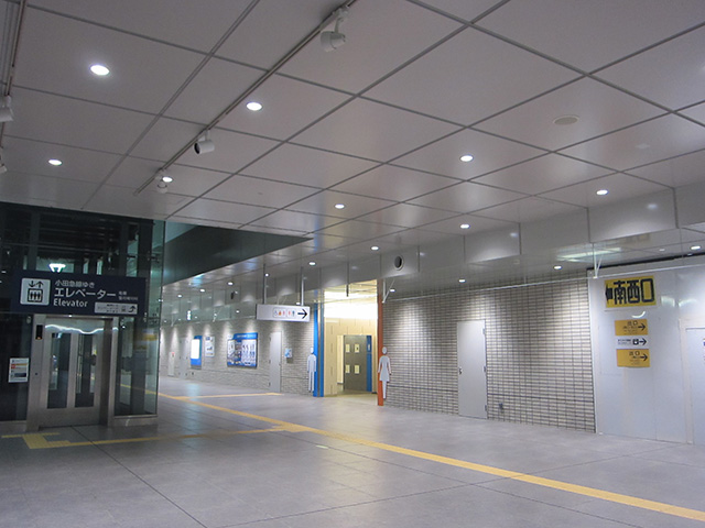 小田急下北沢駅2期｜アクロスや金属パネルやアルミパネル等を使用材として用いた施工例です。